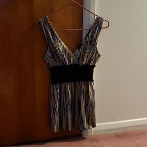 Geometric print knit top